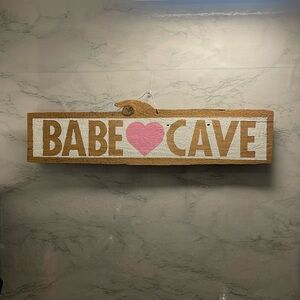 ORIGINAL BRANDY MELVILLE BABE CAVE SIGN
